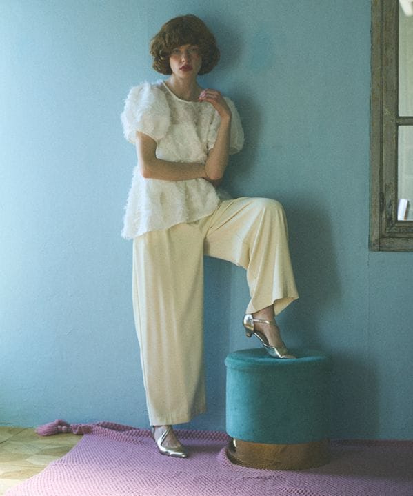 ハイウェストタックパンツ