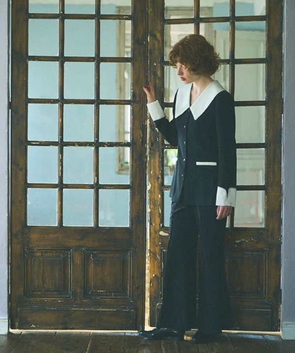 contrast collar set up dress