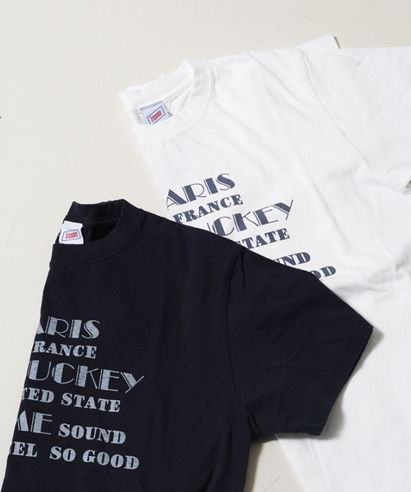 ロゴTシャツ