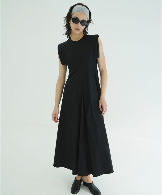 SQUARE SLEEVE ONEPIECE