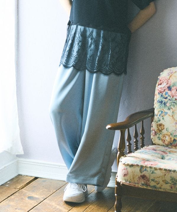 サテンタックパンツ