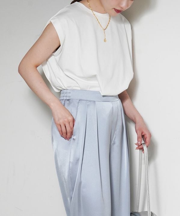 TOPS | ROOM903 online