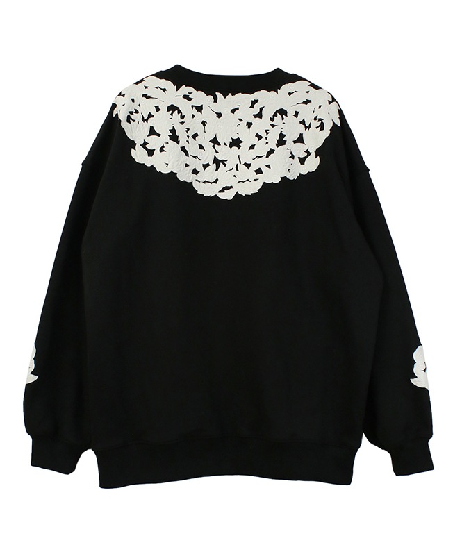 フラワー刺繍スウェット