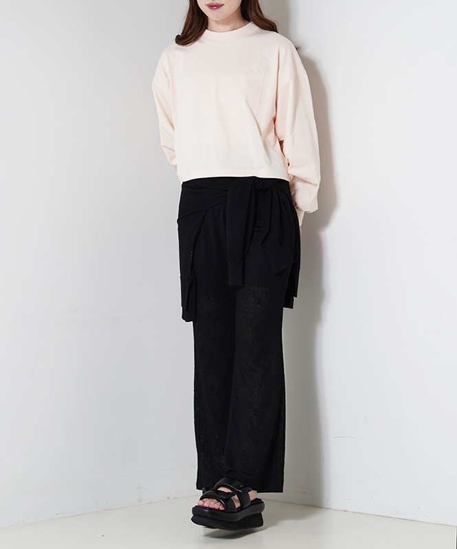 ボリュームスリーブカットプルオーバー