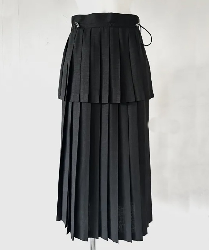 プリーツスカート
