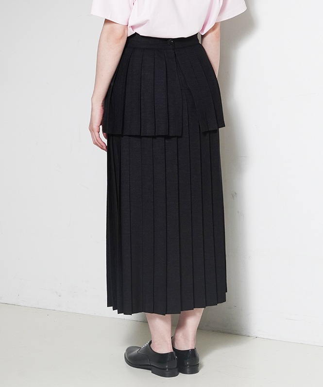 プリーツスカート