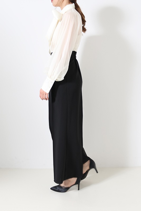 シアーボウタイオールインワン