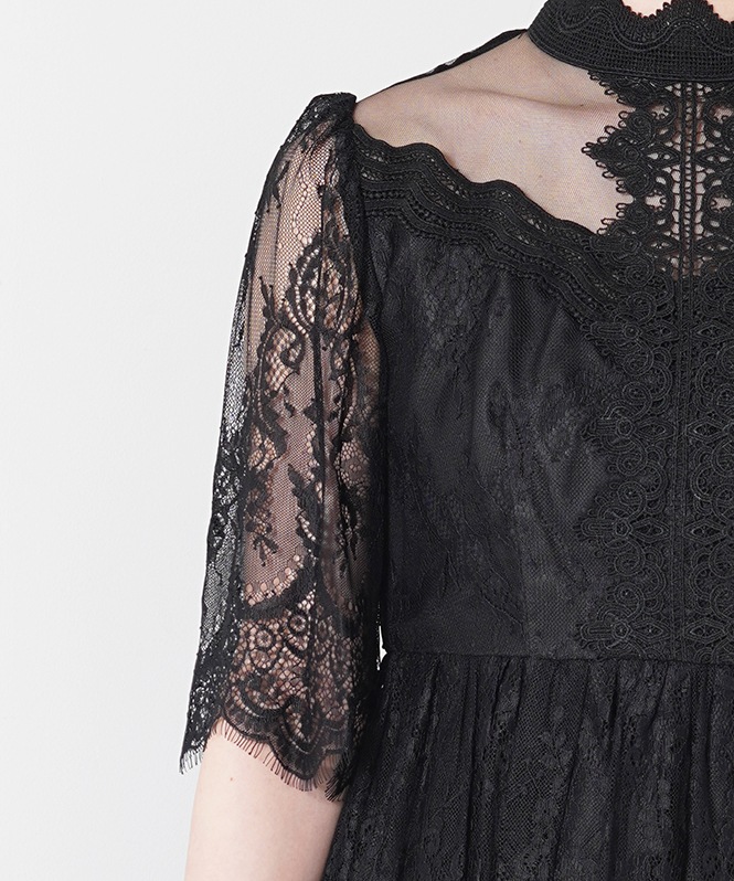 ハイネックレースアンティークドレス