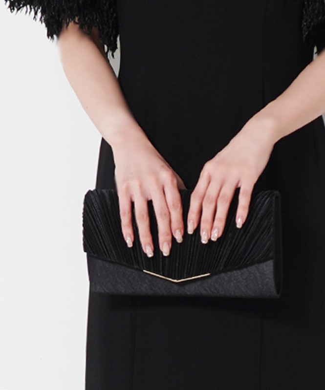 クラッチバッグ