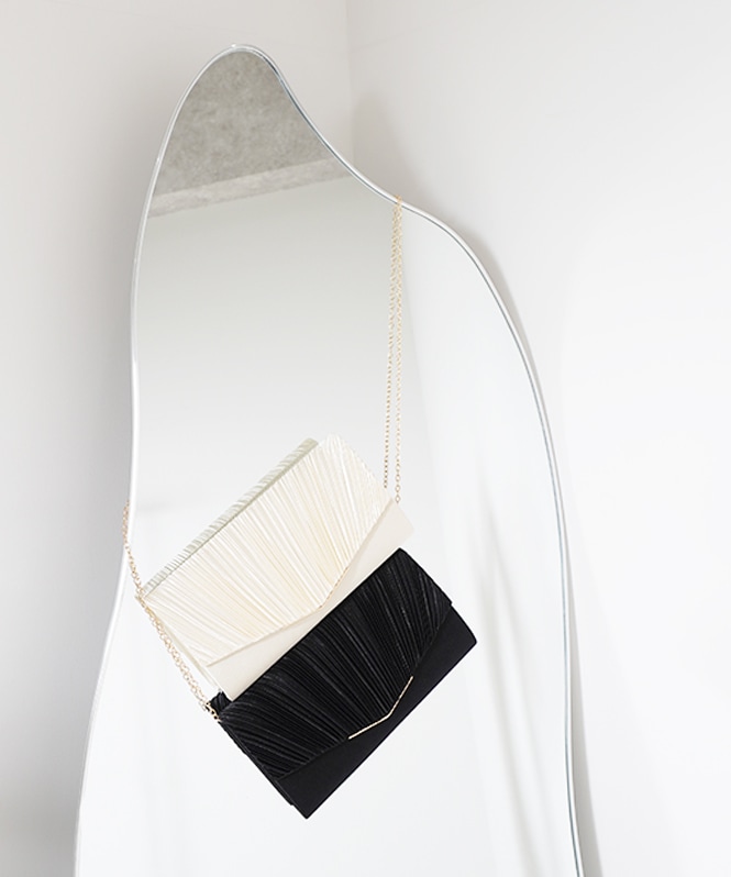 クラッチバッグ