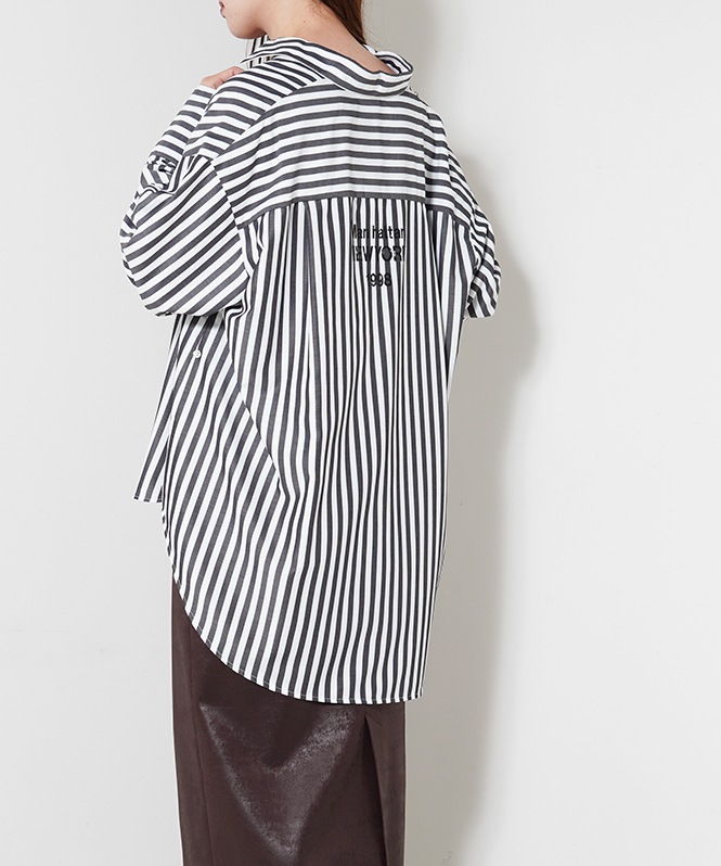 2WAYストライププリントシャツ