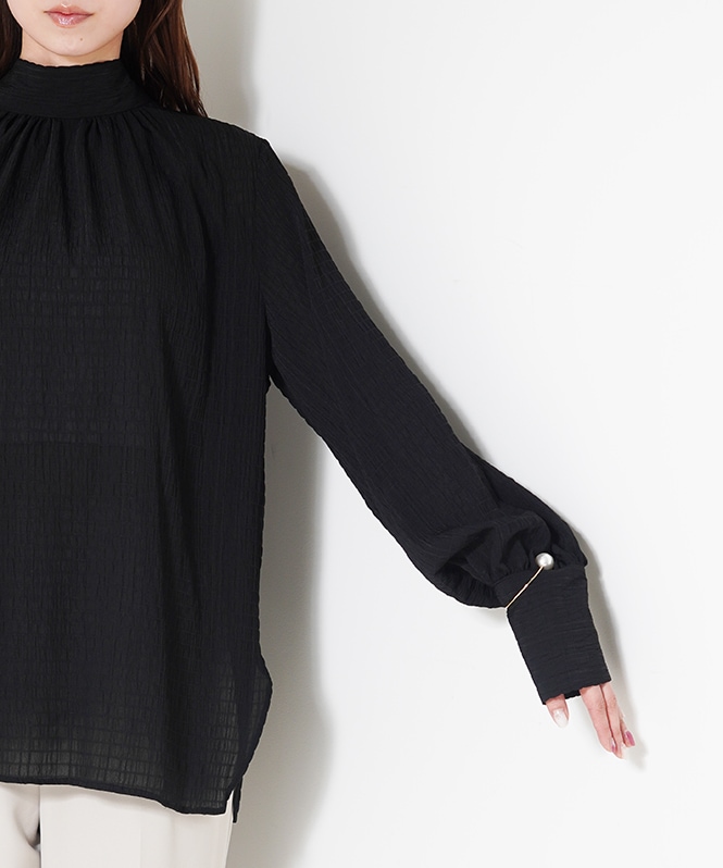 シアーテクスチャーボウタイ風ブラウス