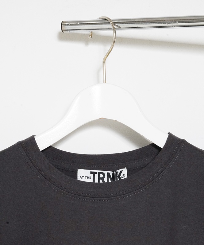 フォトTフラワープリントTシャツ