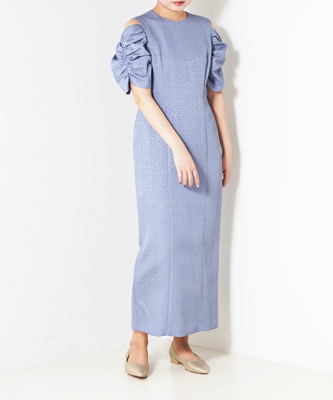 ショルダーデザインドレス