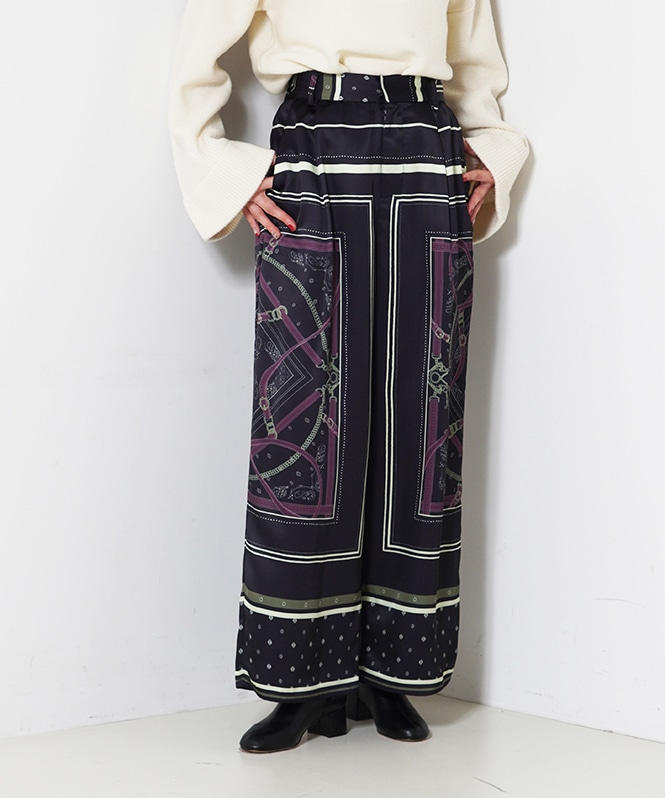 スカーフプリントパンツ