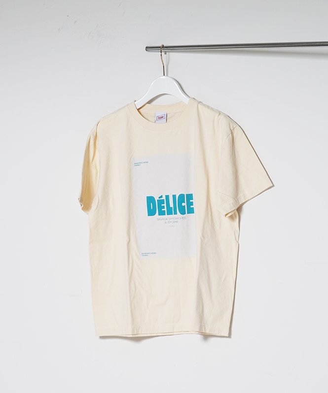 ロゴTシャツ