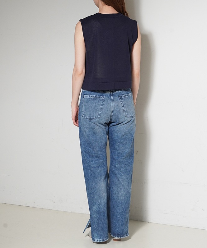 Beased Floral Knit CD