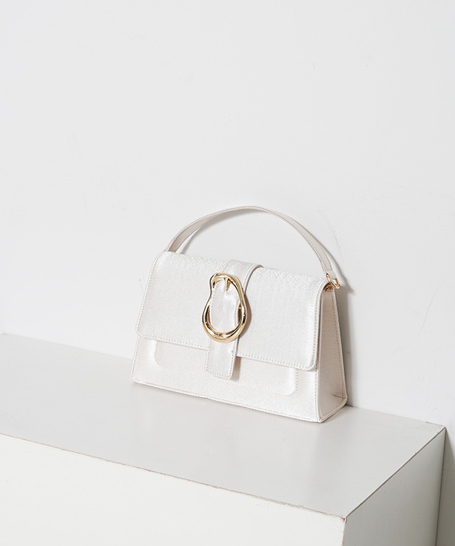 lrregular motif bag