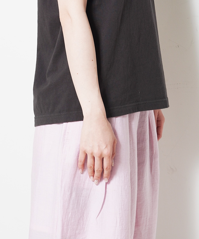 ロゴTシャツ