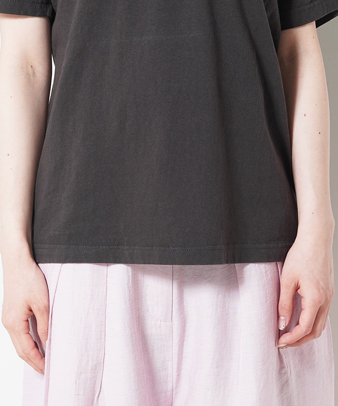 ロゴTシャツ