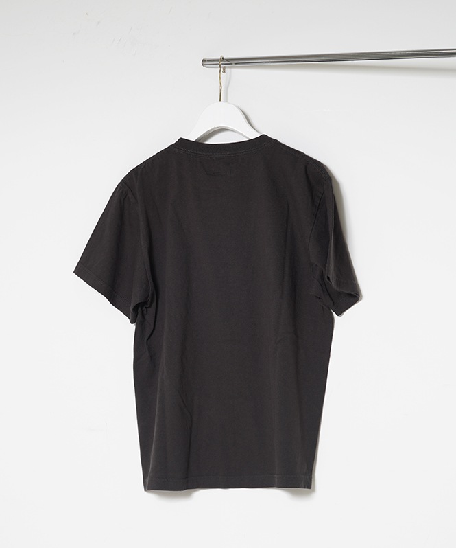 ロゴTシャツ