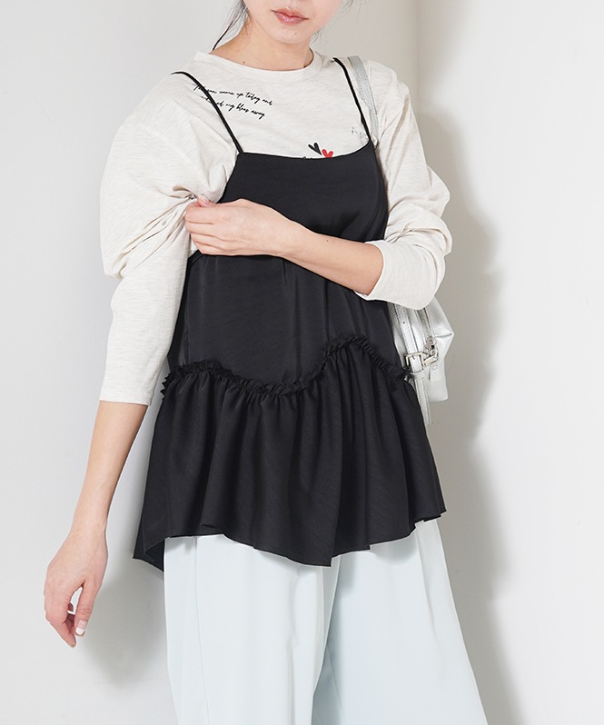 レタリングプリントロングTシャツ