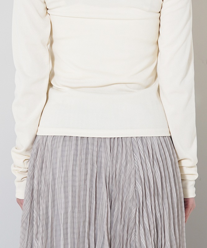 ヘンリーネックリブプルオーバー