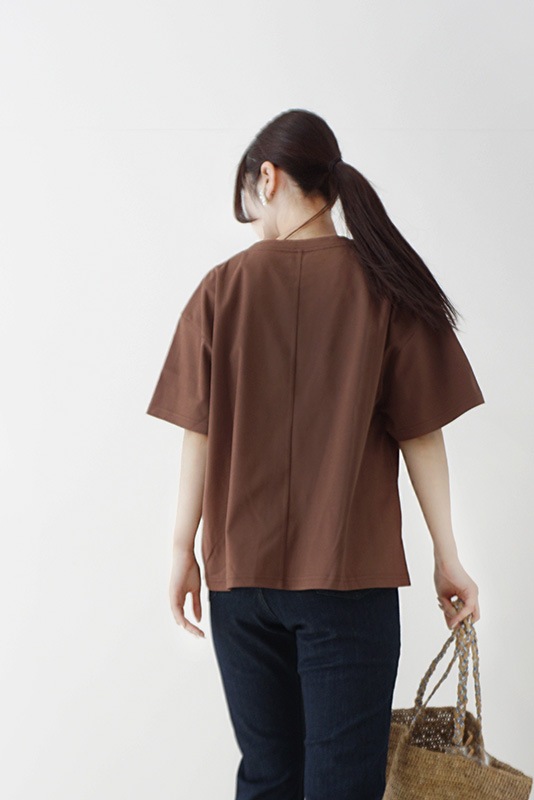 ドロップショルダーTシャツ