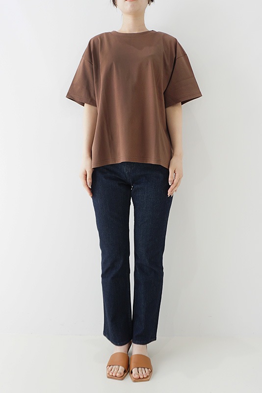 ドロップショルダーTシャツ