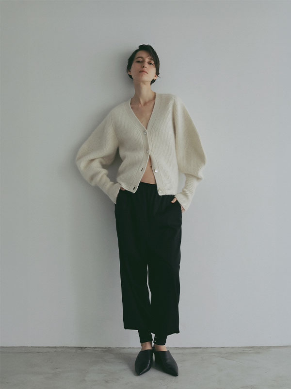 26WINTER PRE ORDER】ホワイトヤクニットカーディガン | ALL ITEM