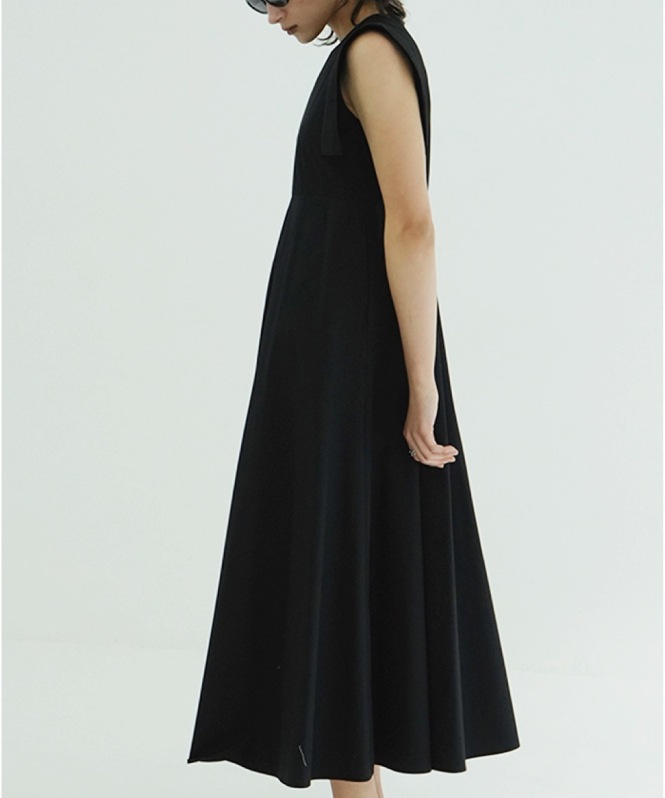 SQUARE SLEEVE ONEPIECE