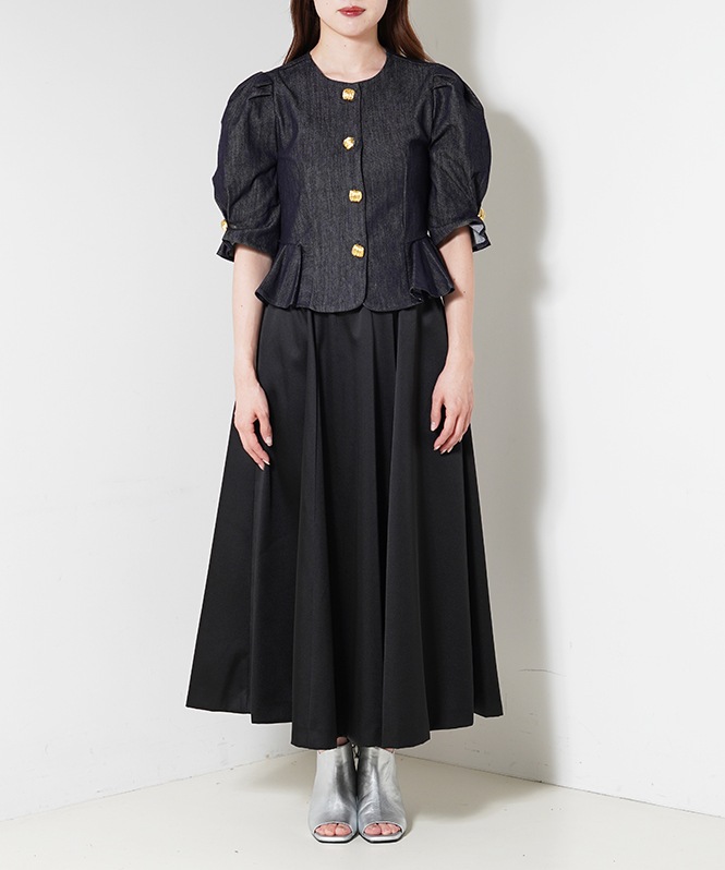 サテンサーキュラースカート