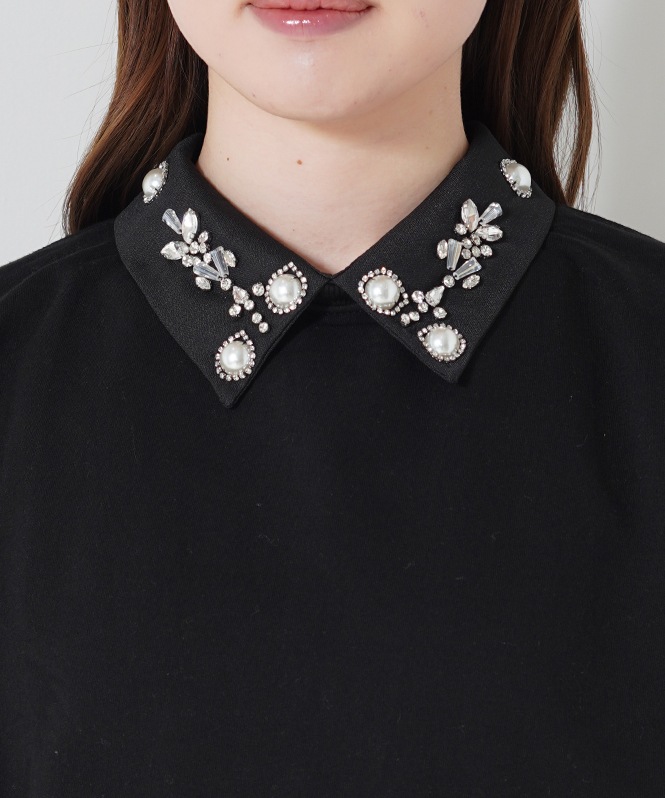 ビジューカラートップス