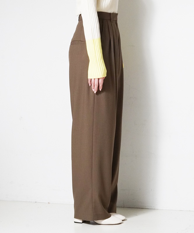 BASIC TUCK PANTS