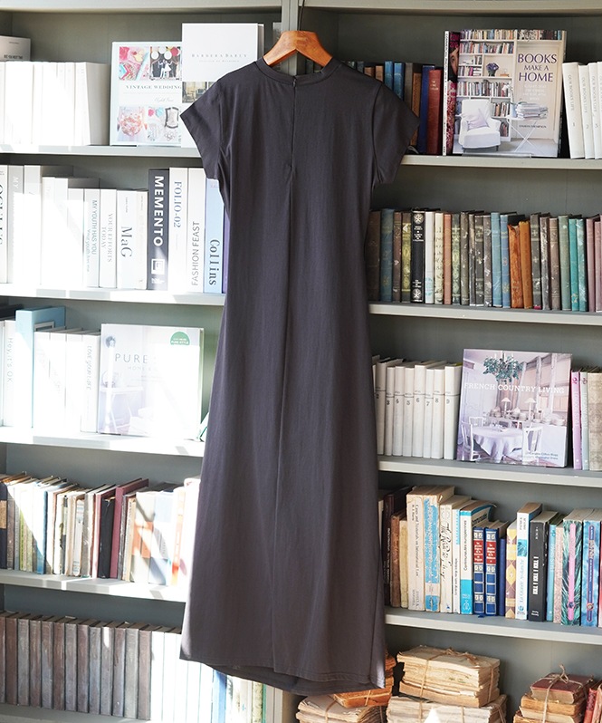 ロゴ刺繍アシメカットワンピース