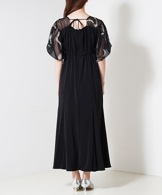 Graffiti balloon sleeve dress