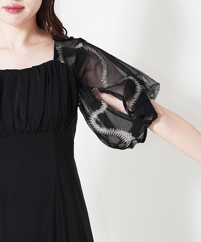 Graffiti balloon sleeve dress