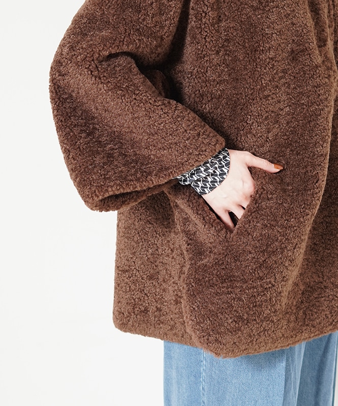 リバーシブルファーフーディアウター