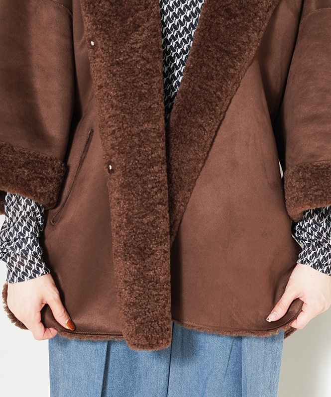 リバーシブルファーフーディアウター