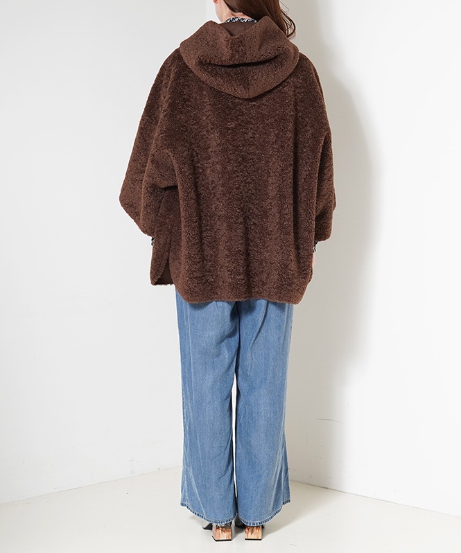 リバーシブルファーフーディアウター