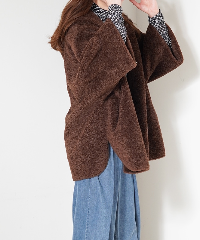 リバーシブルファーフーディアウター