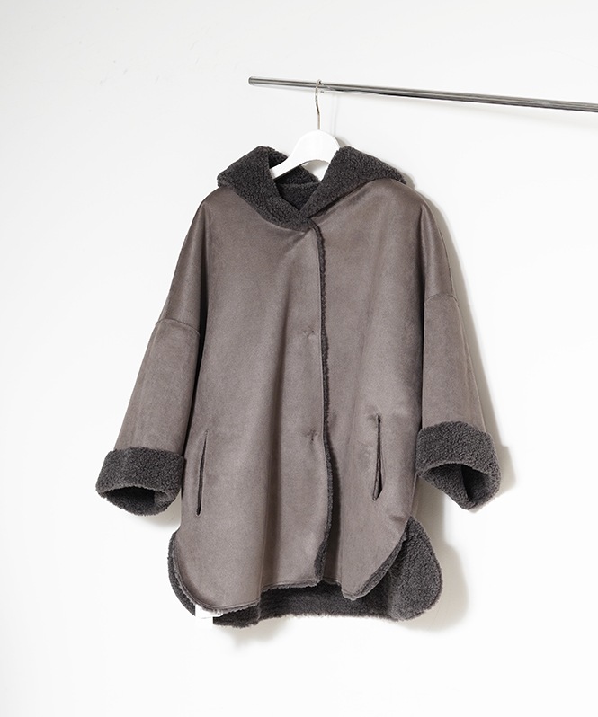 リバーシブルファーフーディアウター