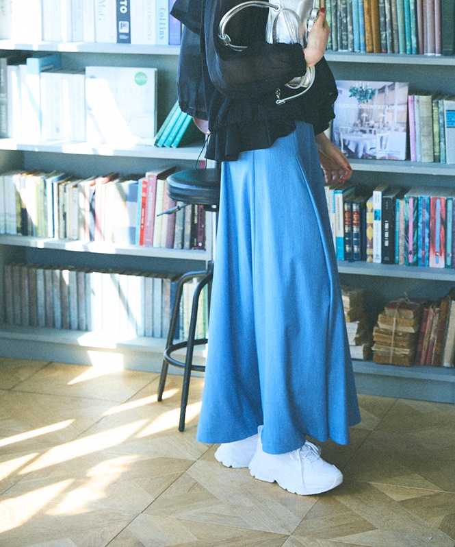 テンセルデニムフレアスカート