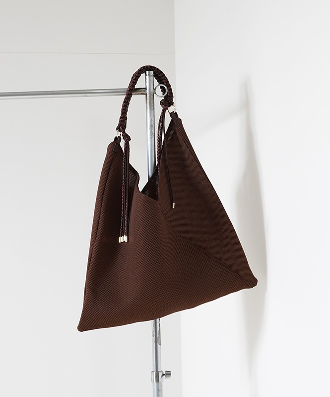 Paracord handle mesh bag