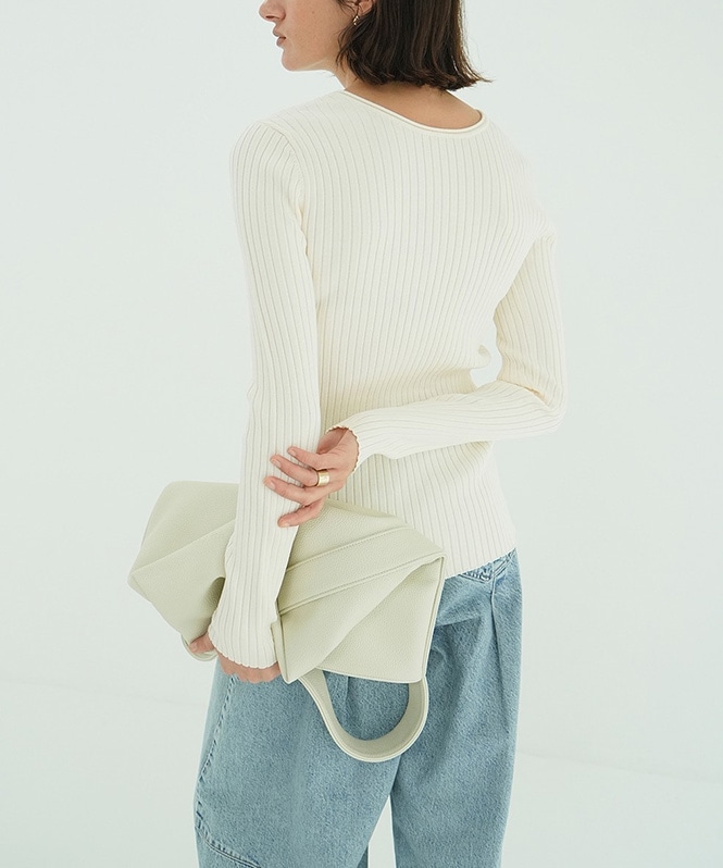W FACE GOLD BUTTON KNIT TOPS