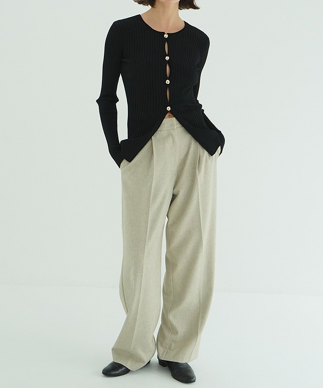 W FACE GOLD BUTTON KNIT TOPS