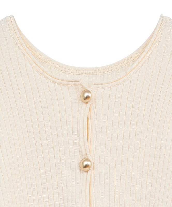 W FACE GOLD BUTTON KNIT TOPS