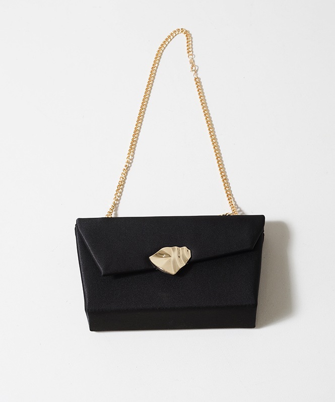 Blas cutted flap bag