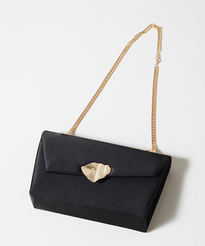 Blas cutted flap bag