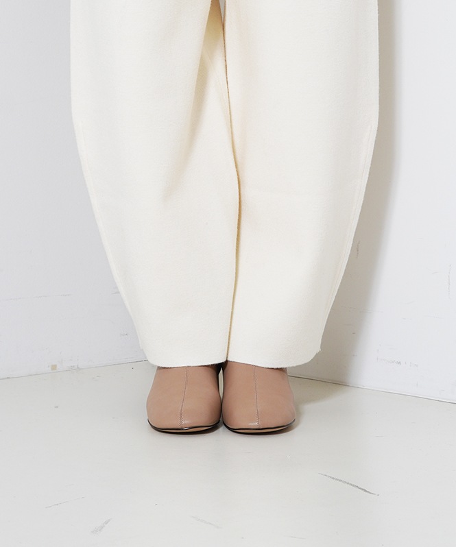 ミラノリブカーブパンツ